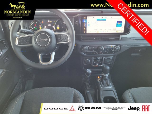 Certified 2025 Jeep Wrangler Unlimited Sahara AWD/4WD image 7