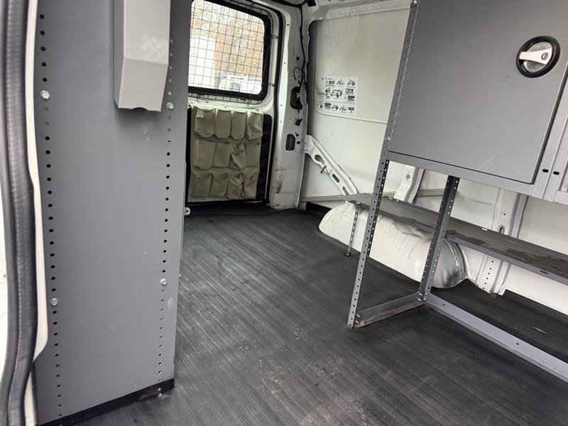 Used 2011 Chevrolet Express 2500 image 16