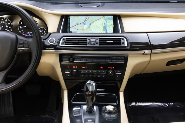 Used 2013 BMW 760Li RWD image 79