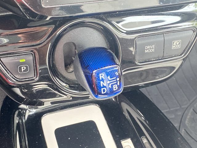 Used 2018 Toyota Prius Four w/ Advanced Technology Package FWD image 23
