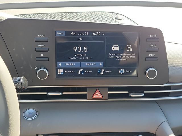 New 2026 Hyundai Elantra Sport FWD image 11