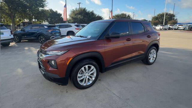 Used 2021 Chevrolet TrailBlazer LS FWD image 4