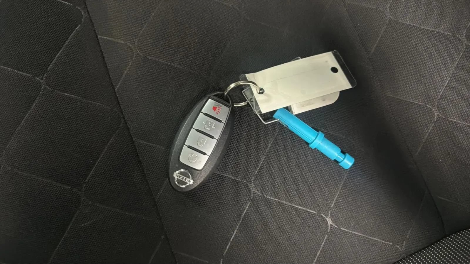 Used 2019 Nissan Kicks SV FWD image 30