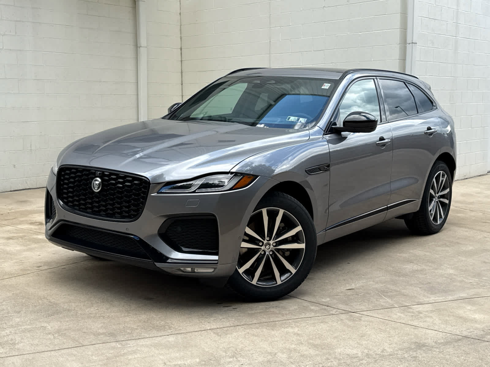 Used 2026 Jaguar F-PACE R-Dynamic S