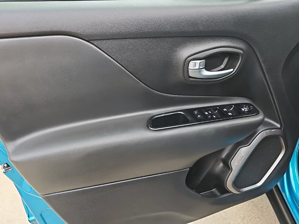 Certified 2020 Jeep Renegade Limited AWD/4WD image 16