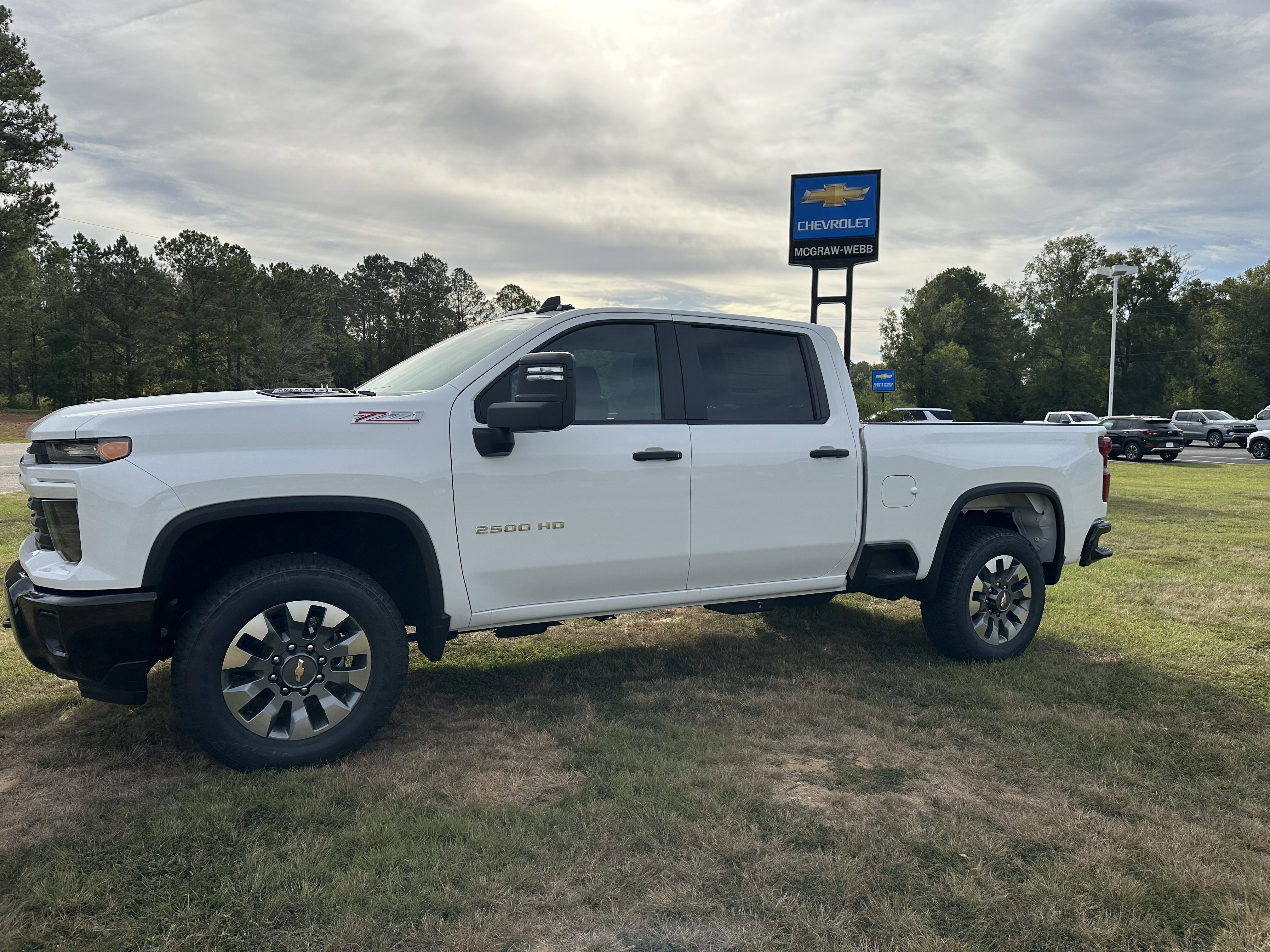 New 2026 Chevrolet Silverado 2500 Custom w/ Custom Convenience Package image 2