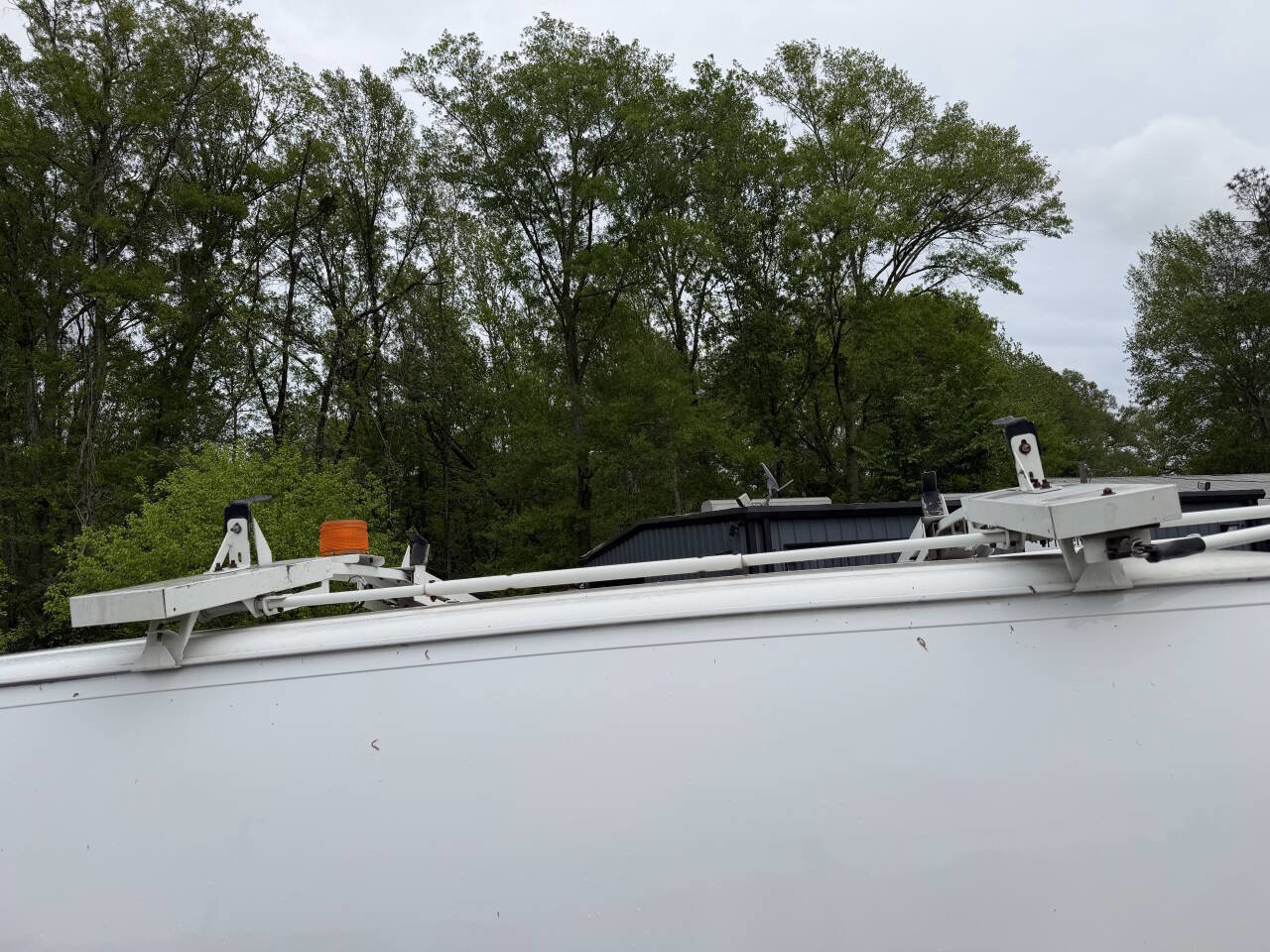 Used 2007 Ford E-250 and Econoline 250 RWD image 3