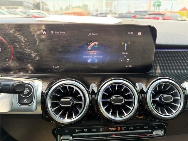 Used 2023 Mercedes-Benz GLB 250 4MATIC image 24
