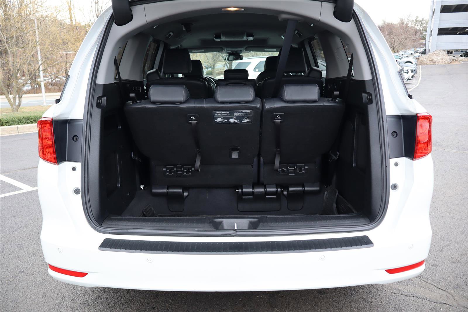 Used 2022 Honda Odyssey Touring image 5