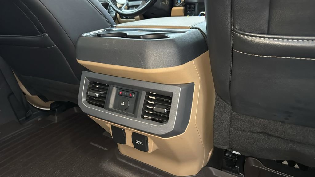 Used 2024 Ford F350 Lariat w/ Lariat Ultimate Package AWD/4WD image 30