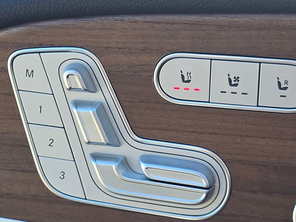 New 2026 Mercedes-Benz GLE 580 4MATIC image 6