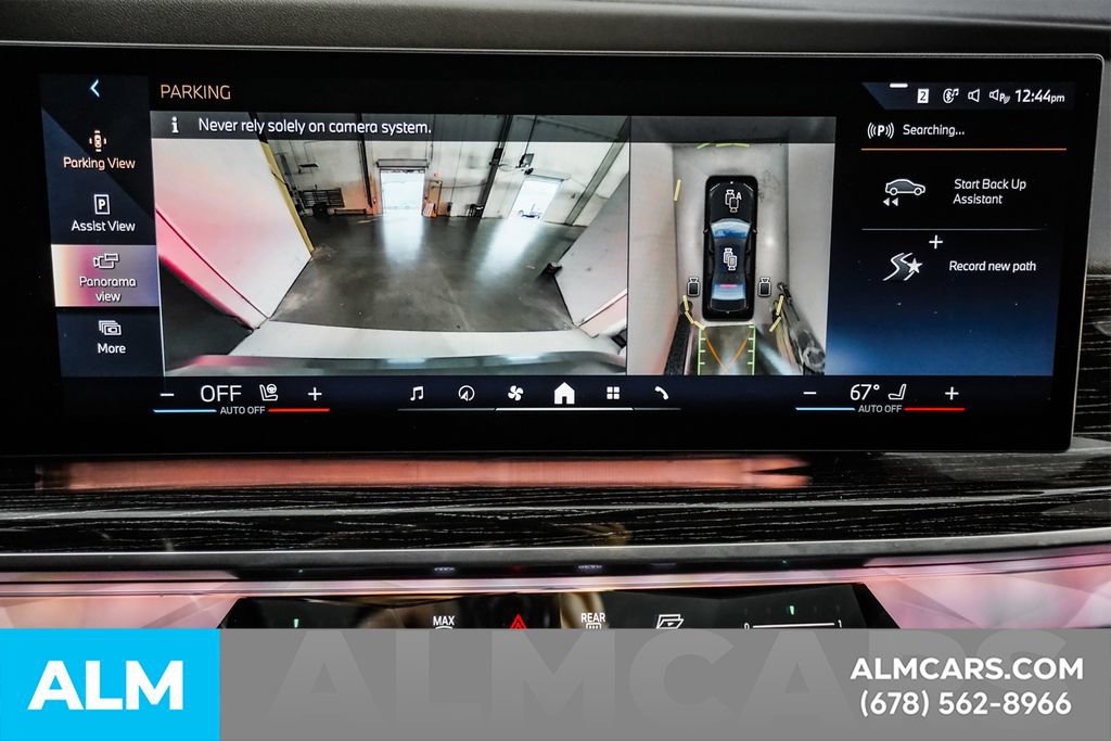 Used 2024 BMW i7 eDrive50 w/ M Sport Package RWD image 34