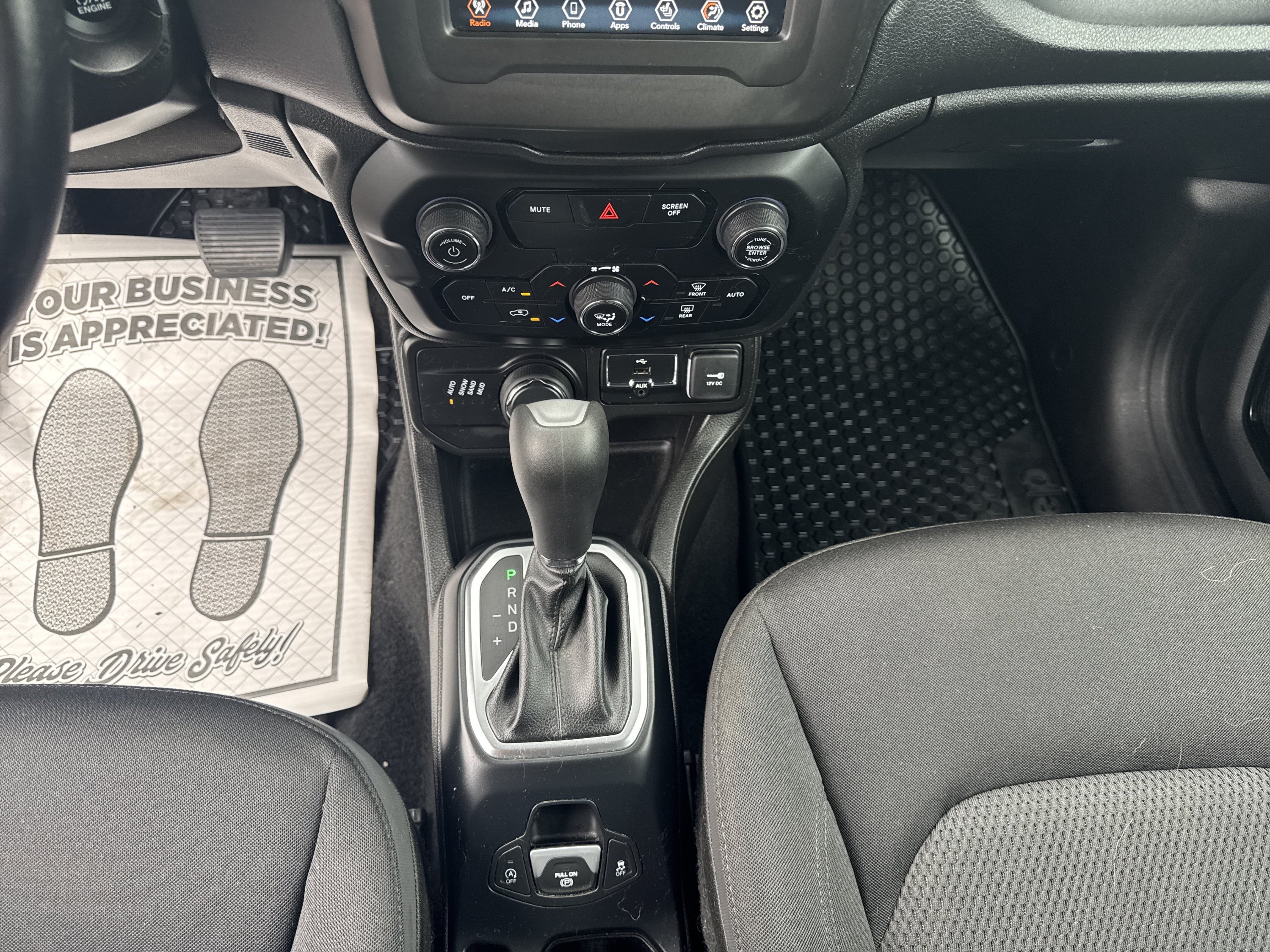 Used 2020 Jeep Renegade Altitude AWD/4WD image 18