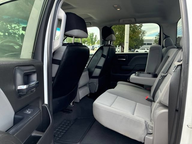 Used 2018 Chevrolet Silverado 1500 Custom w/ Custom Value Package AWD/4WD image 15