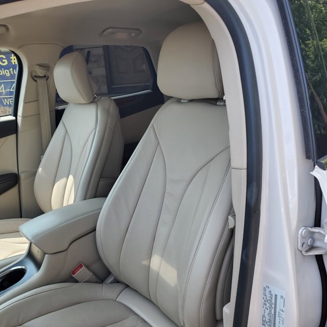 Used 2017 Lincoln MKC Select w/ Select Plus Package image 19