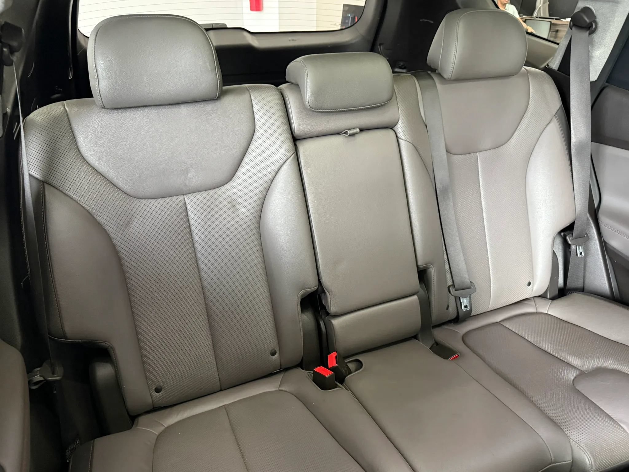 Used 2019 Hyundai Santa Fe AWD w/ Cargo Package image 29