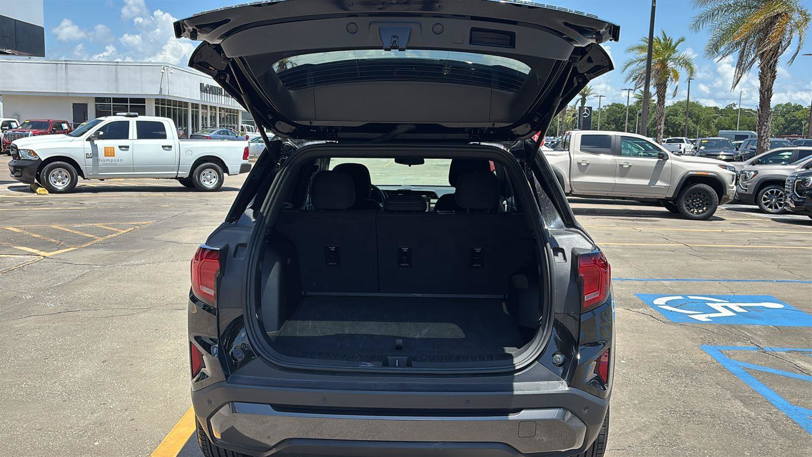 Certified 2025 GMC Terrain Elevation AWD/4WD image 17