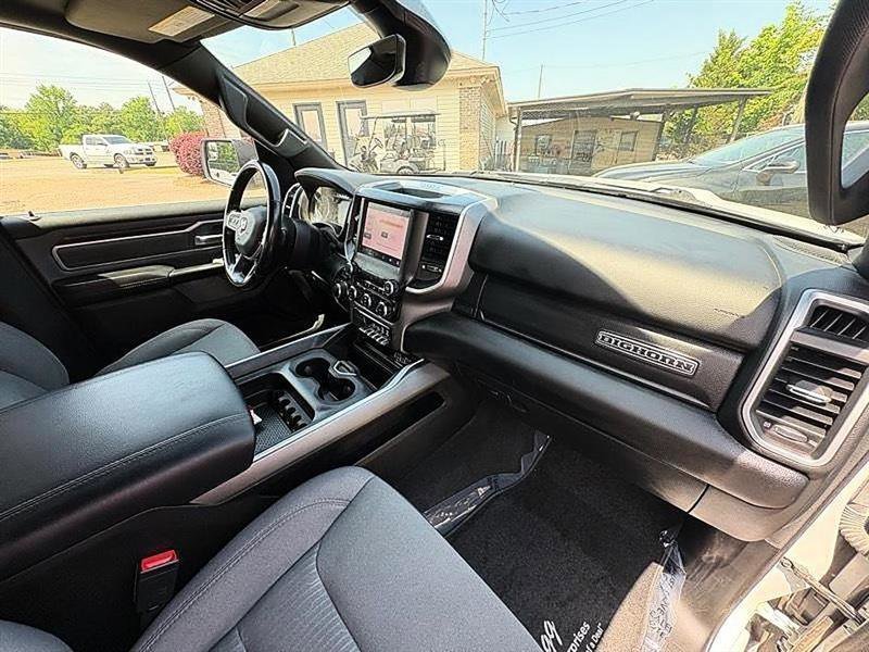 Used 2022 RAM 1500 Big Horn AWD/4WD image 42