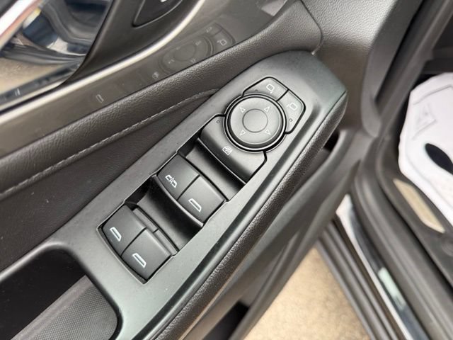 Used 2023 Chevrolet Traverse LT w/ Midnight/Sport Edition AWD/4WD image 22