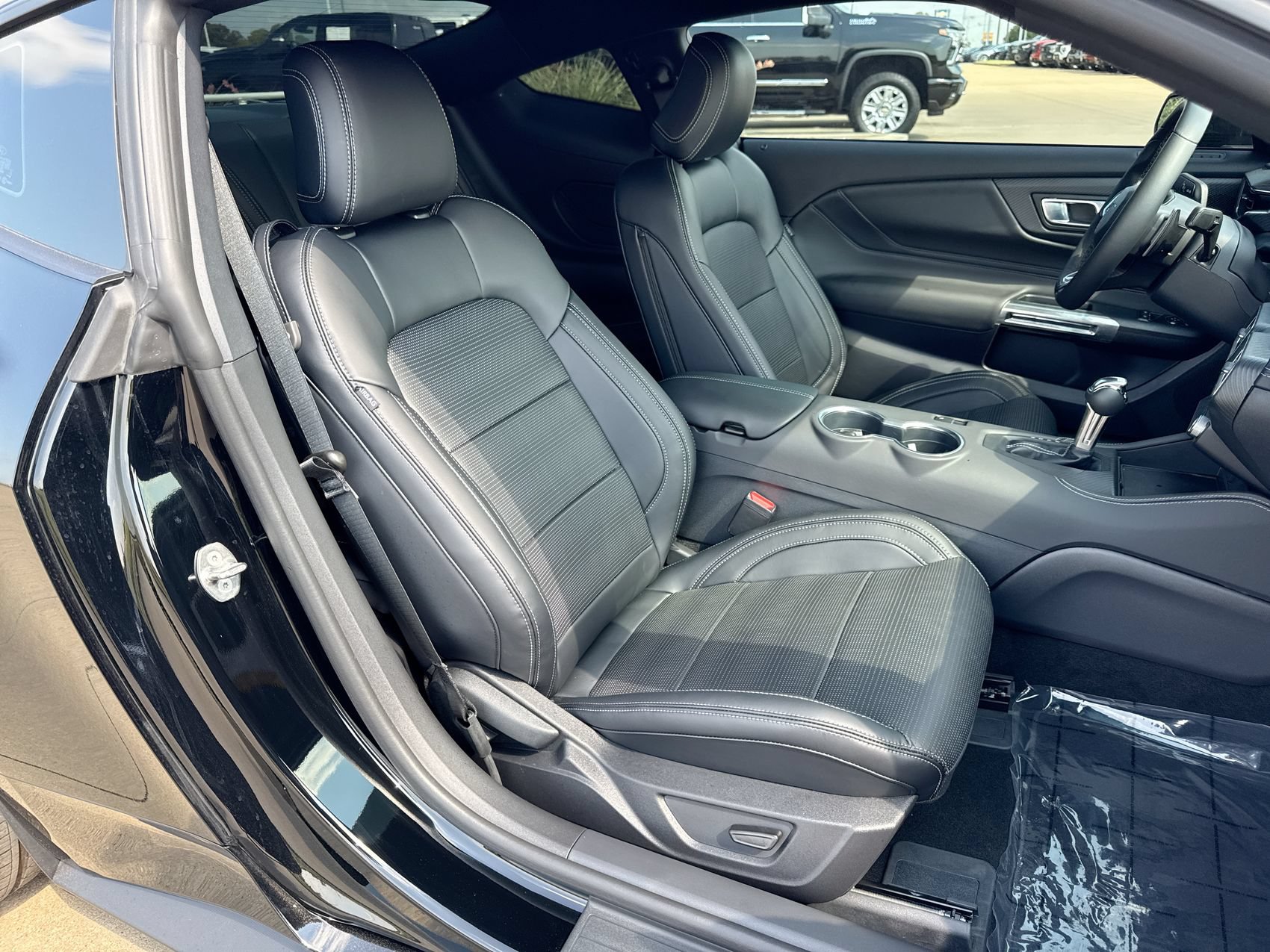 Used 2026 Ford Mustang GT Premium RWD image 26