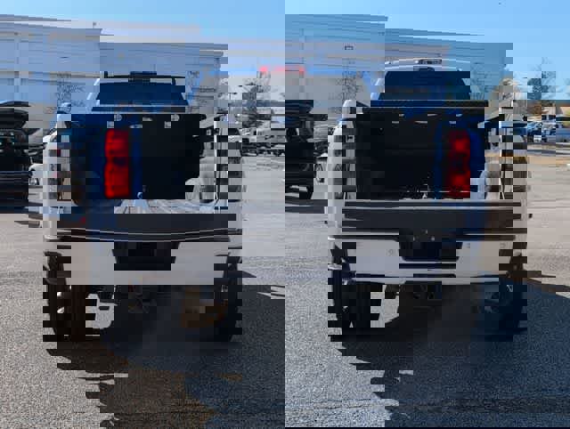 Used 2015 GMC Sierra 3500 Denali w/ Duramax Plus Package image 35