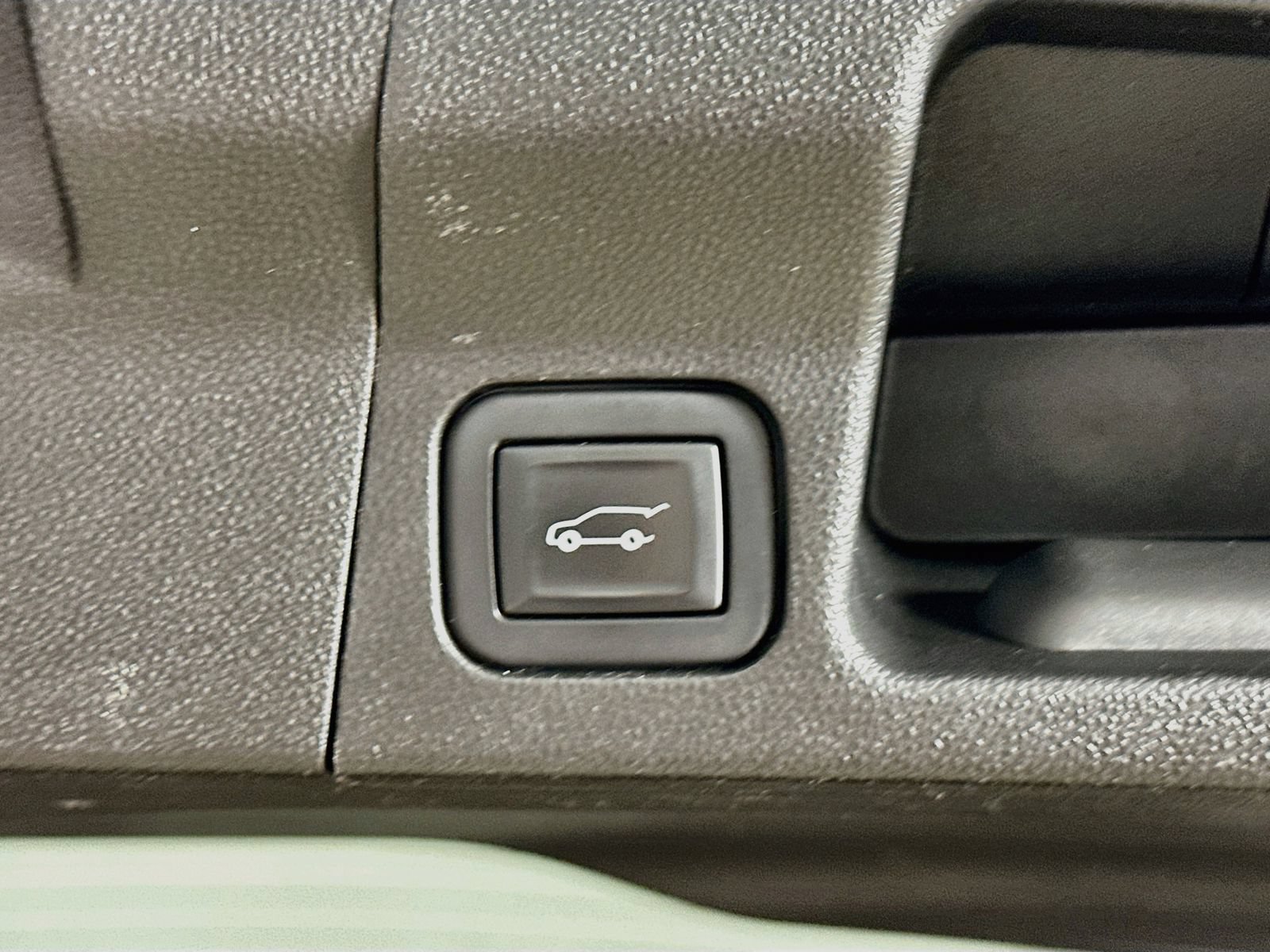 Used 2020 GMC Acadia Denali FWD image 41