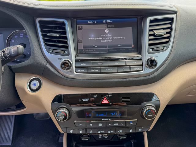 Used 2018 Hyundai Tucson Limited w/ Ultimate Package 02 FWD image 11