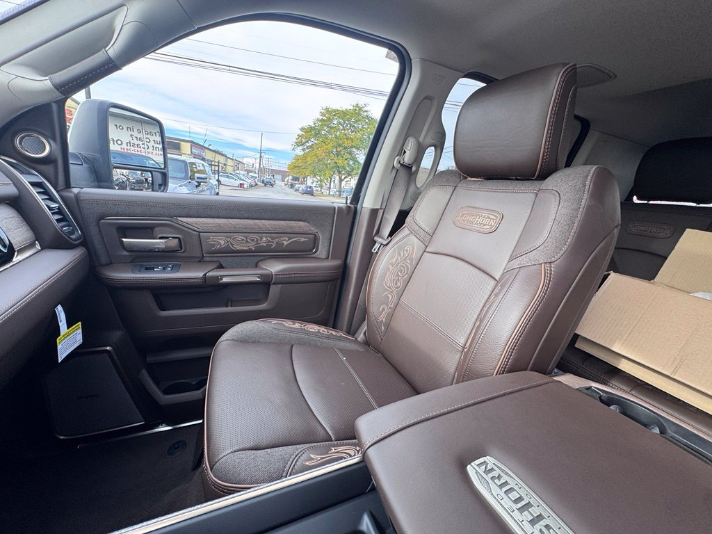 Used 2026 RAM 3500 Longhorn AWD/4WD image 15