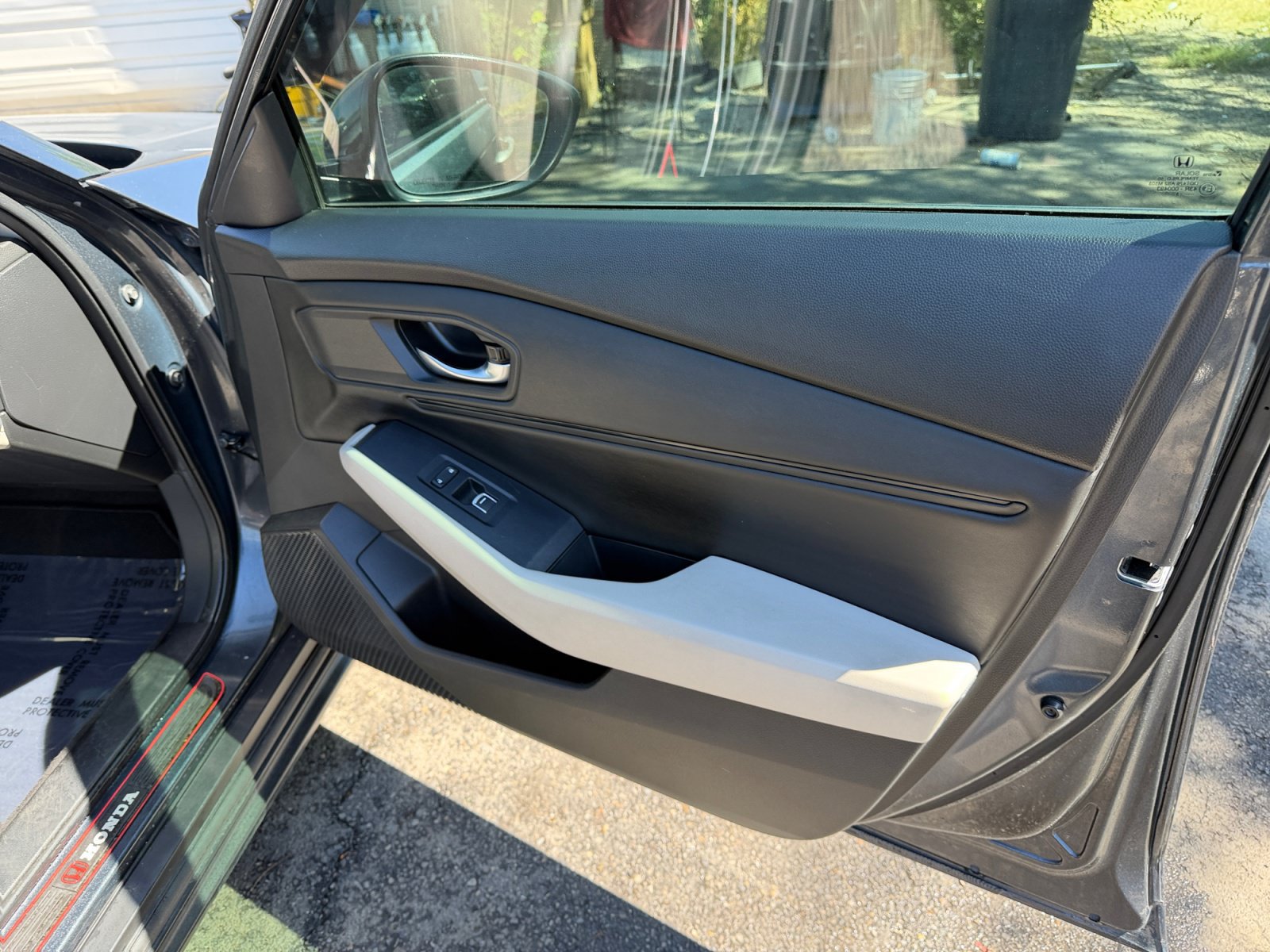 Used 2023 Honda Accord EX image 17