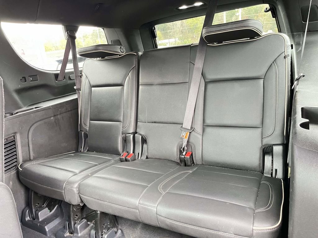Used 2021 Chevrolet Suburban Premier w/ Premium Package image 26