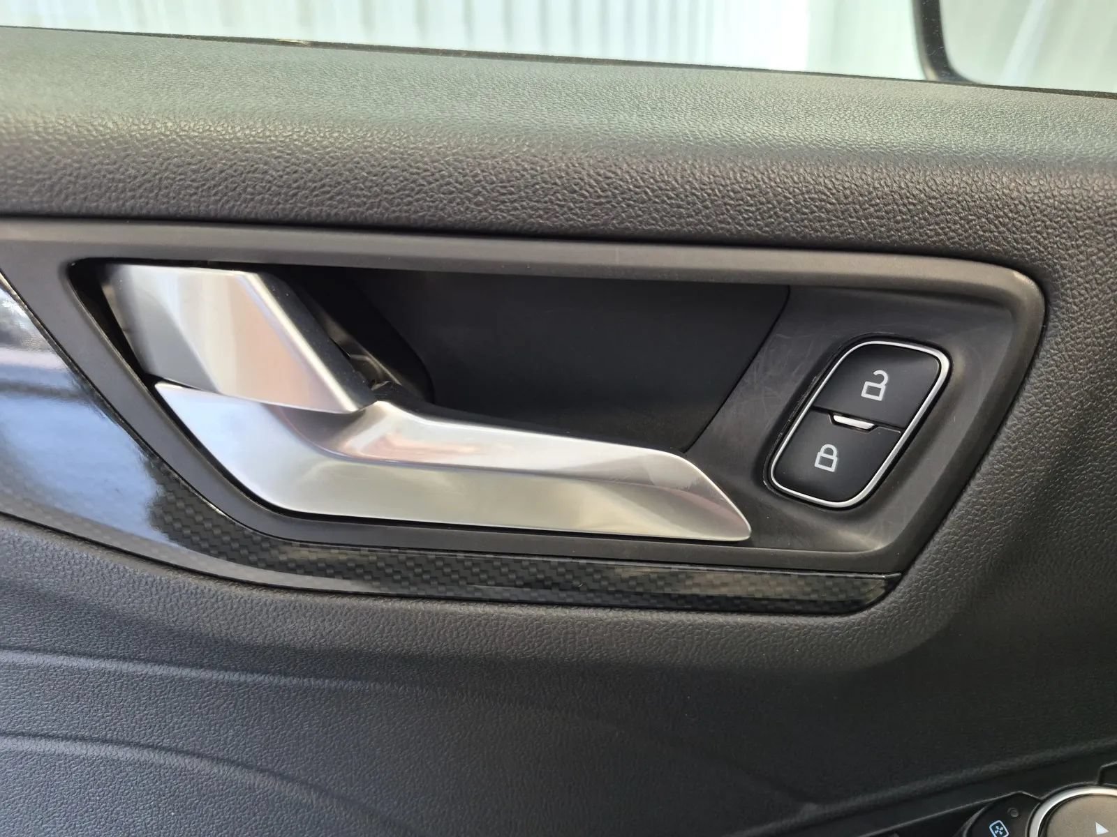 Used 2025 Ford Escape ST-Line Select AWD/4WD image 26