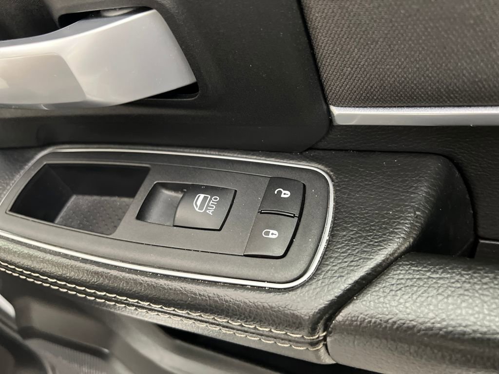 Used 2024 RAM 2500 Big Horn image 25