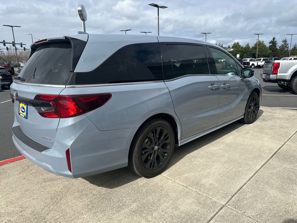 Used 2025 Honda Odyssey Sport-L image 4