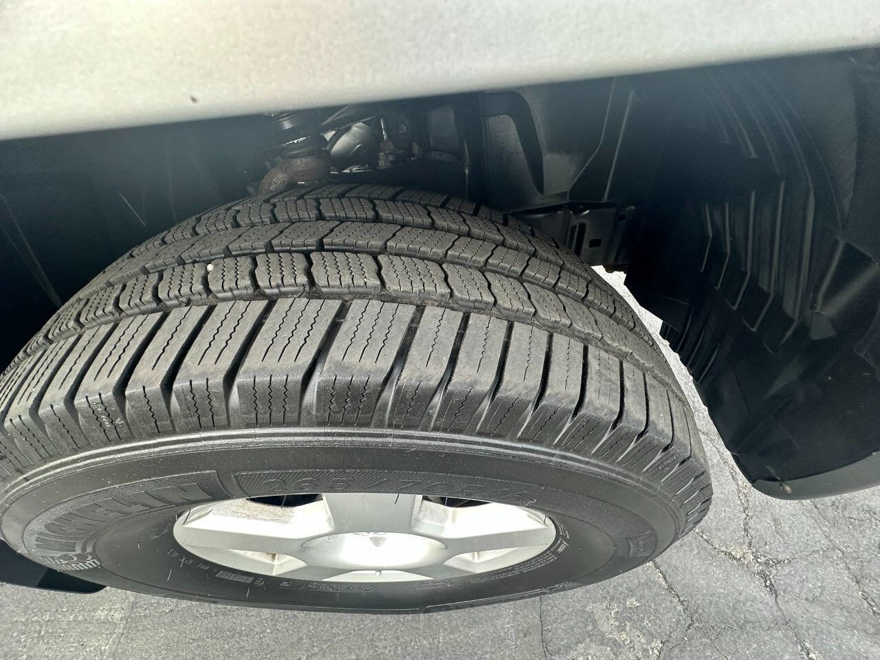 Used 2008 Nissan Xterra S image 25