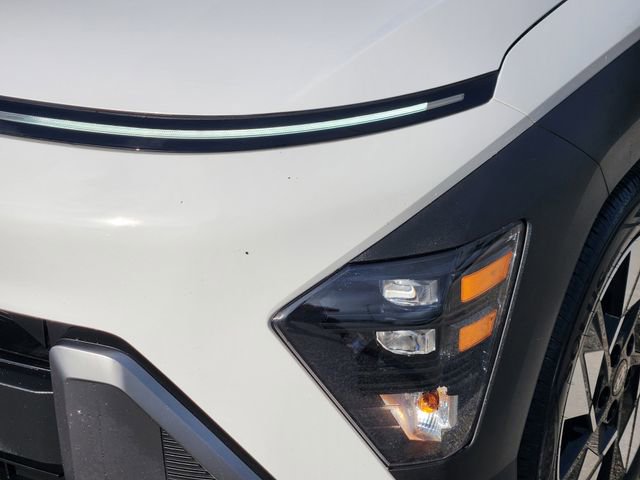 Used 2025 Hyundai Kona SEL image 9
