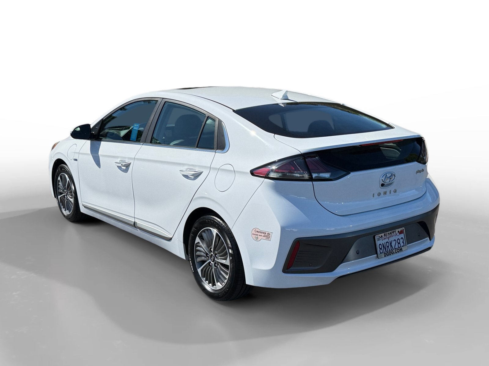 Used 2020 Hyundai Ioniq Limited FWD image 3