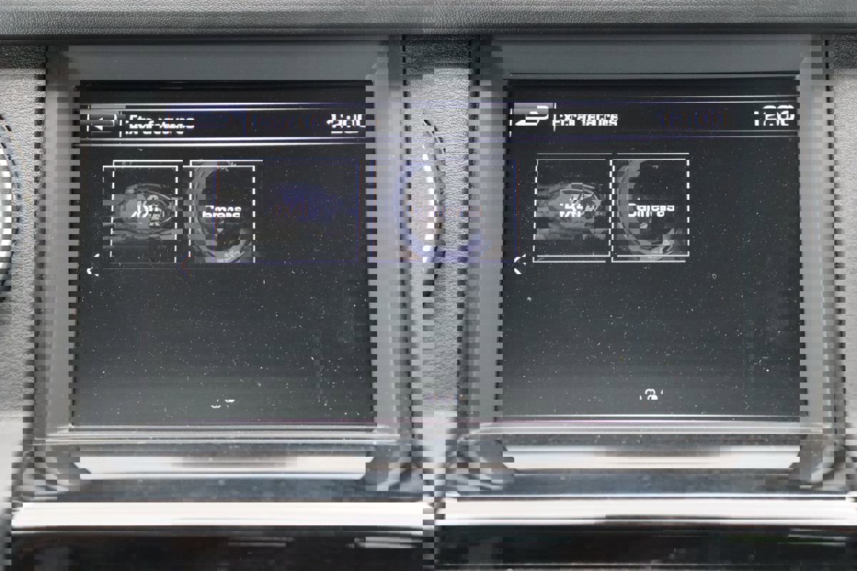 Used 2016 Land Rover LR4 HSE LUX image 22