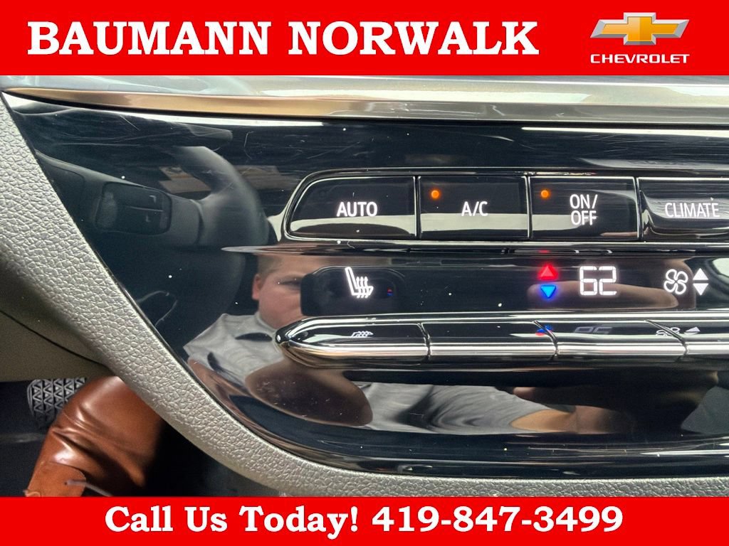Used 2024 Buick Envista Avenir FWD image 35