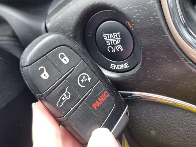 Used 2016 Jeep Grand Cherokee Limited RWD image 24