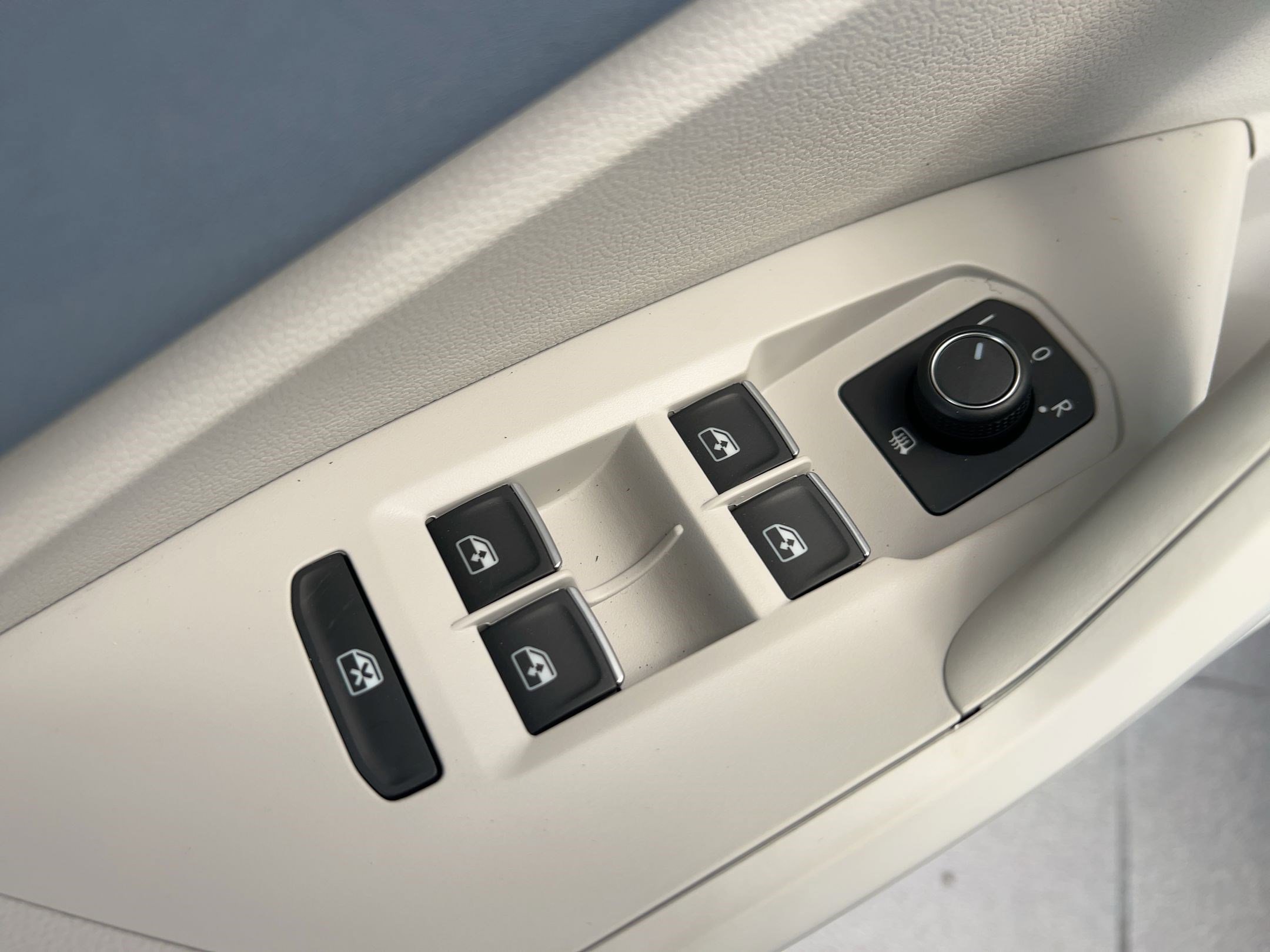 New 2026 Volkswagen Jetta SE image 11