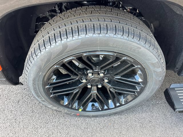 New 2026 Jeep Grand Wagoneer Limited AWD/4WD image 38