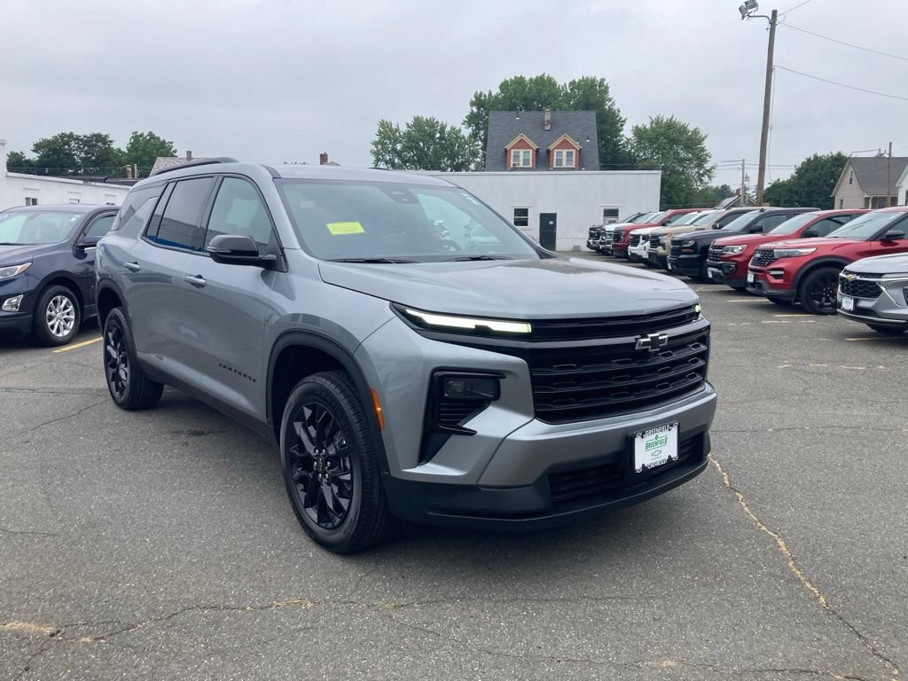 New 2026 Chevrolet Traverse LT w/ Midnight/Sport Edition