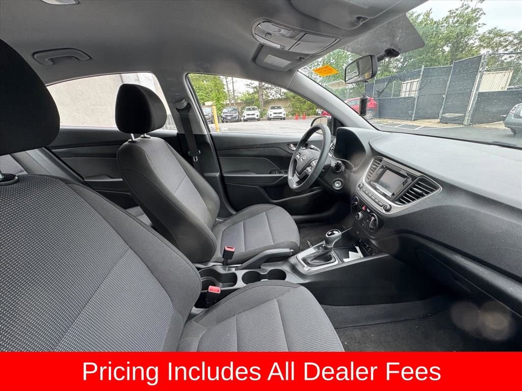 Used 2019 Hyundai Accent SE FWD image 3