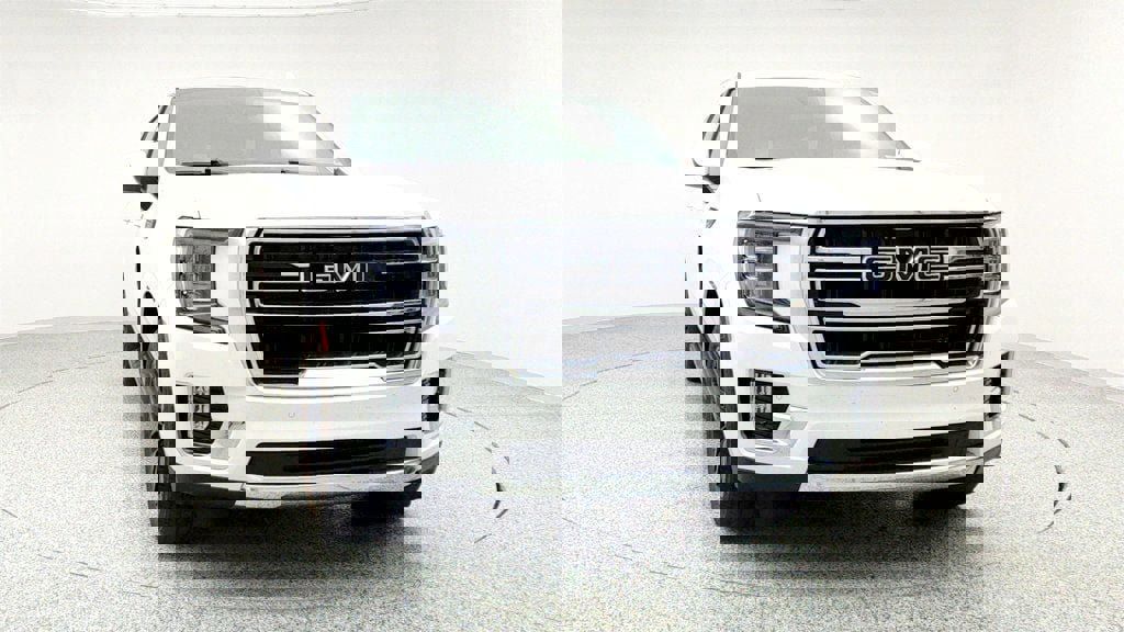 Used 2023 GMC Yukon SLT image 2