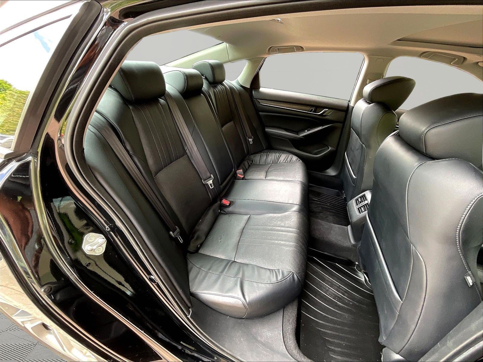 Used 2018 Honda Accord EX-L image 25