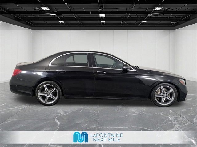 Used 2018 Mercedes-Benz E 300 image 6