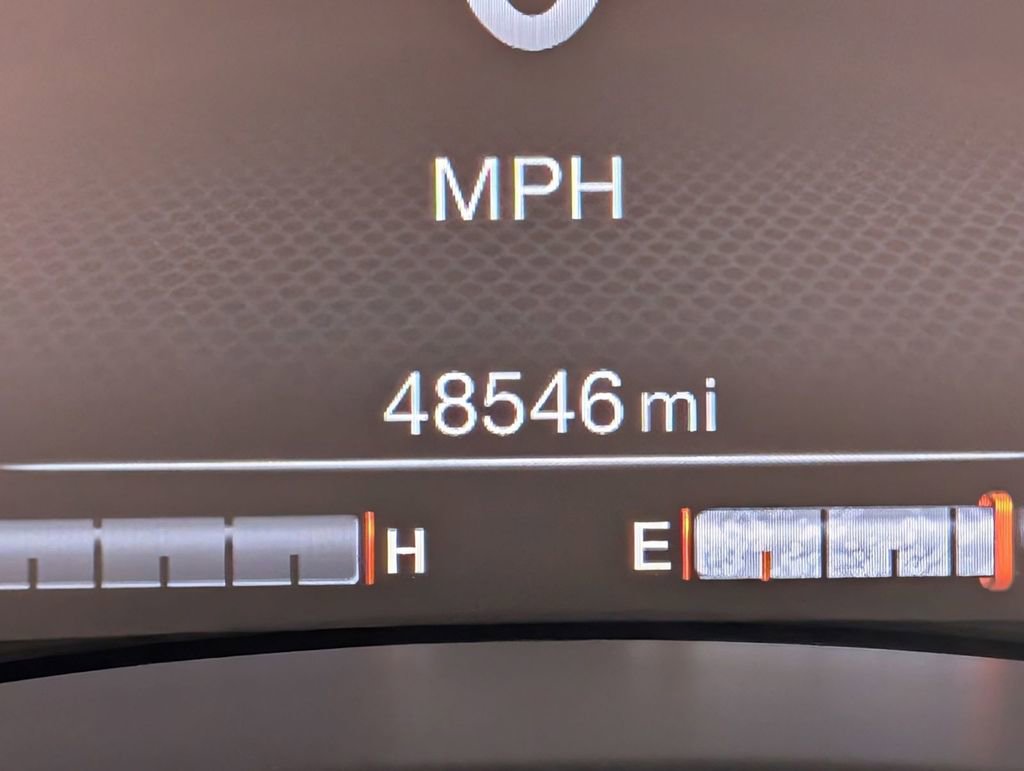 Used 2023 Jeep Renegade Limited image 26