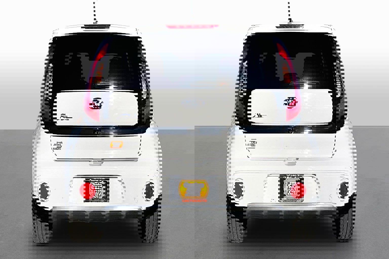 Used 2018 Kia Soul + image 4