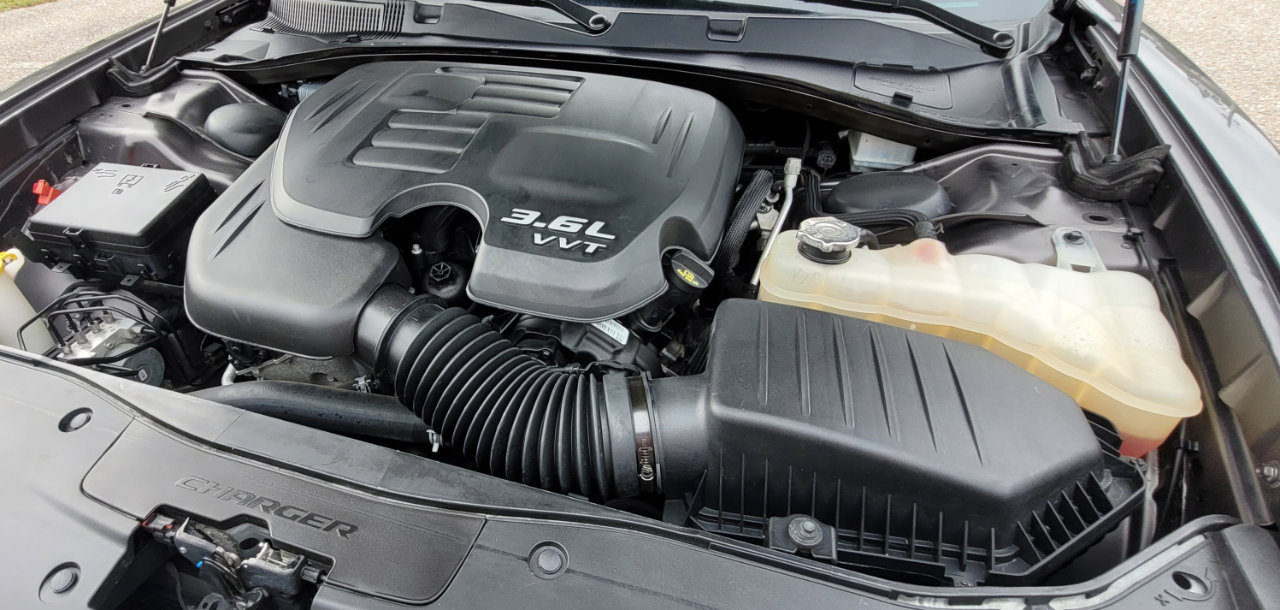 Used 2020 Dodge Charger SXT image 23