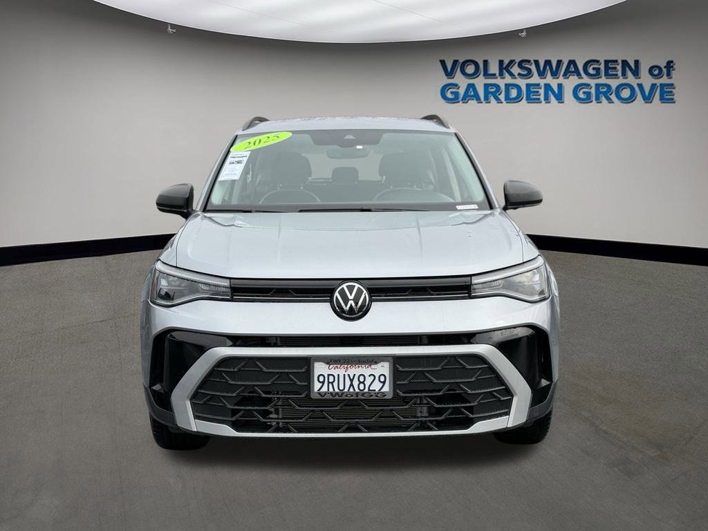Used 2025 Volkswagen Taos S image 3